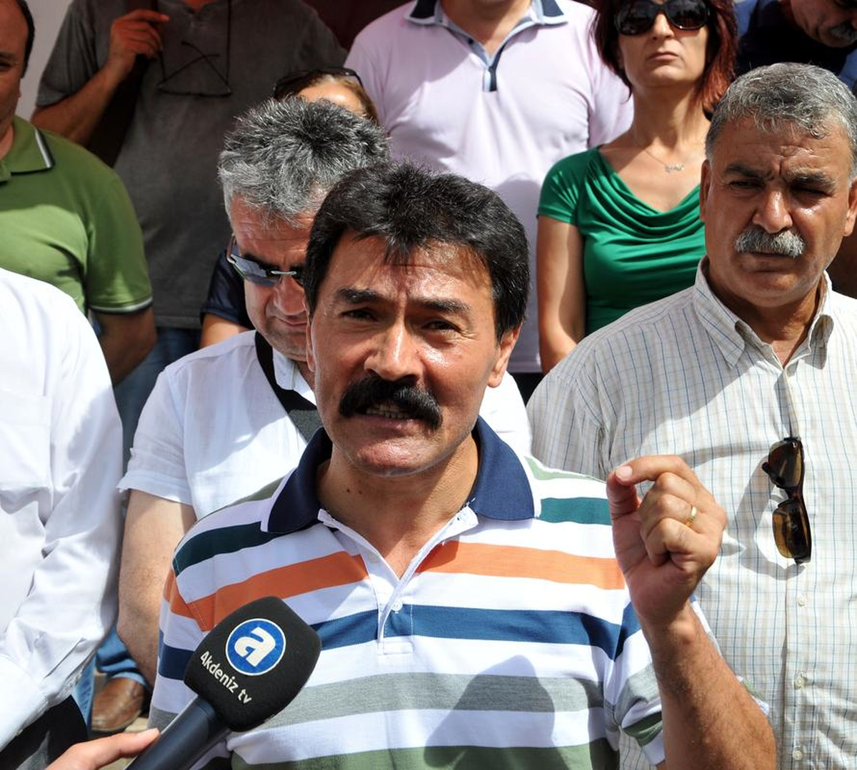 Antalya Belediye Çalışanları Tayinleri Protesto Etti