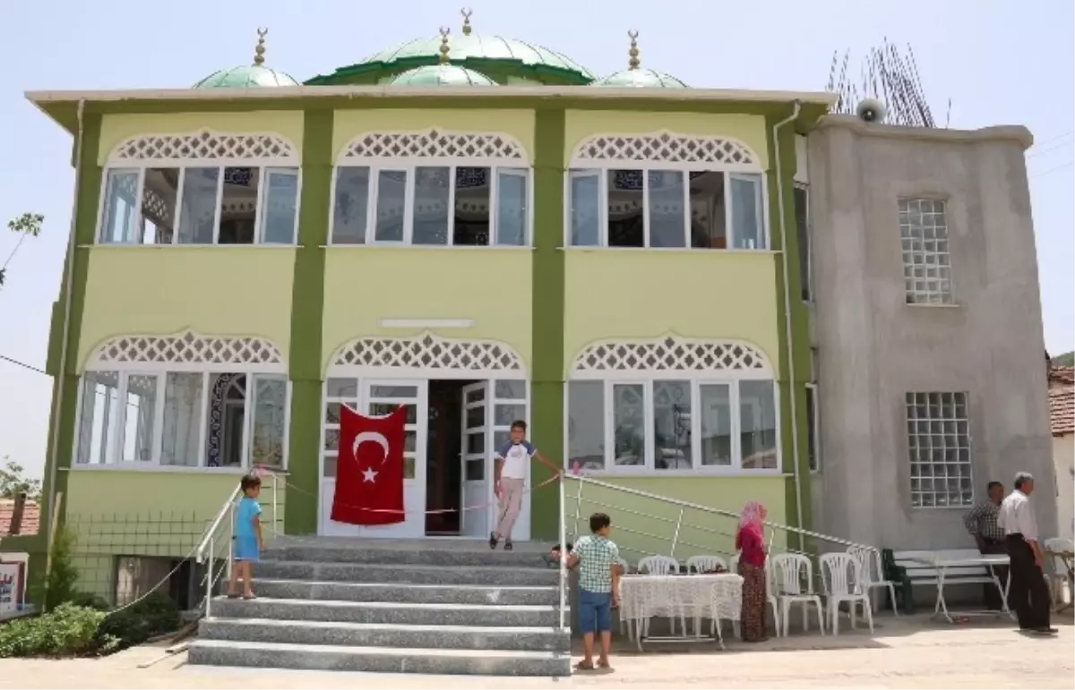 Büyükbelen\'de Yeşil Cami Ramazan Öncesi İbadete Açıldı