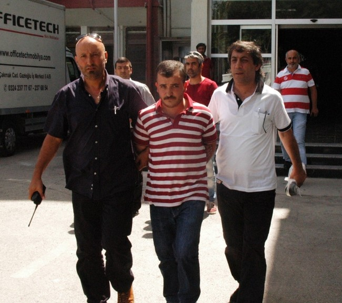 Cinayet Zanlısı Otel Odasında Yakalandı