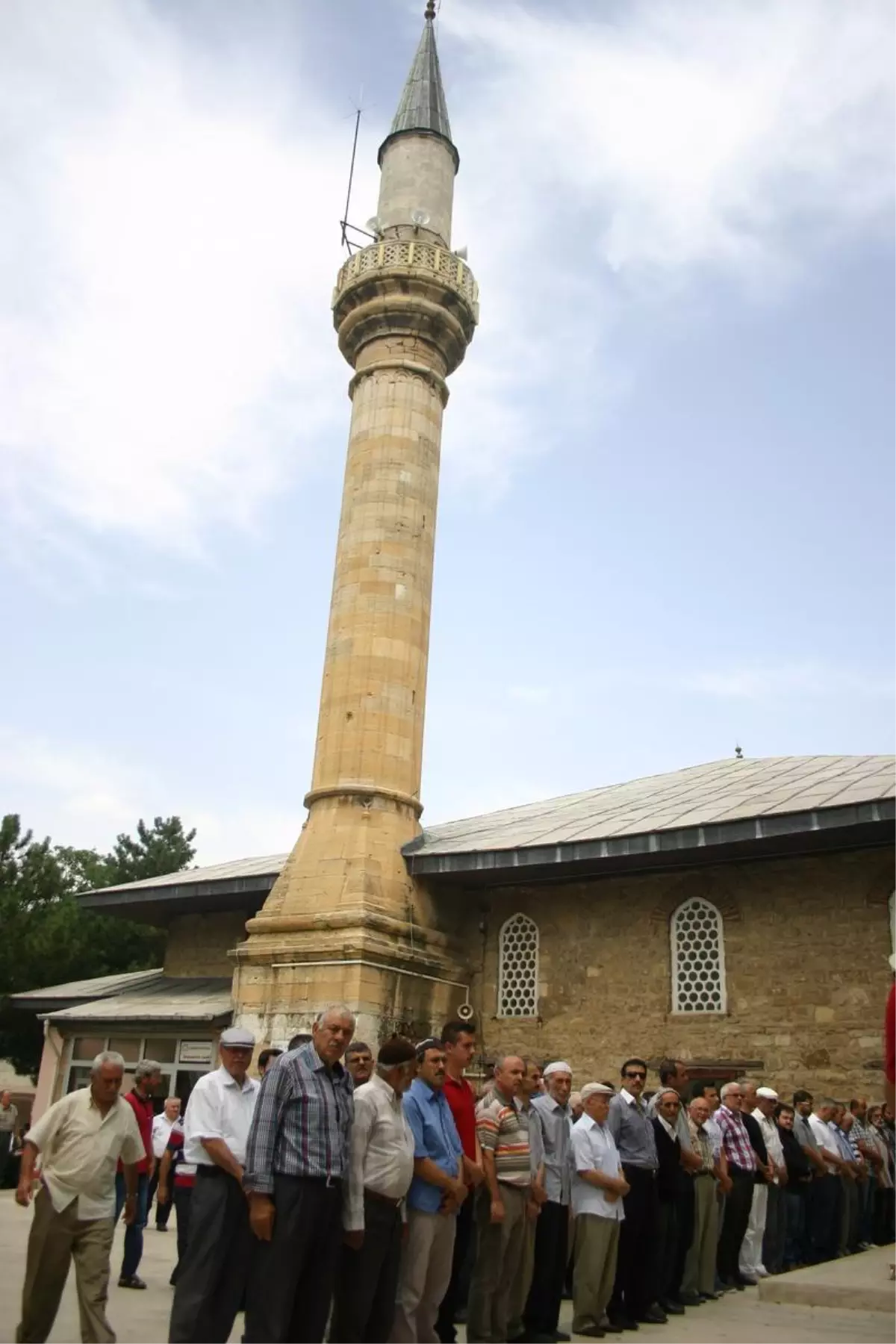 Irak\'ta Ölen Türkmenler İçin Gıyabi Cenaze Namazı Kılındı