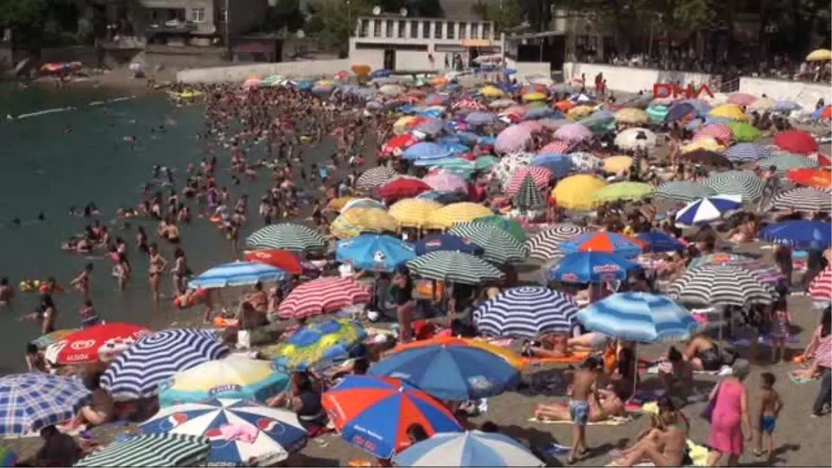 Kadınlar Plajında Erkek Cankurtaran Tepkisi