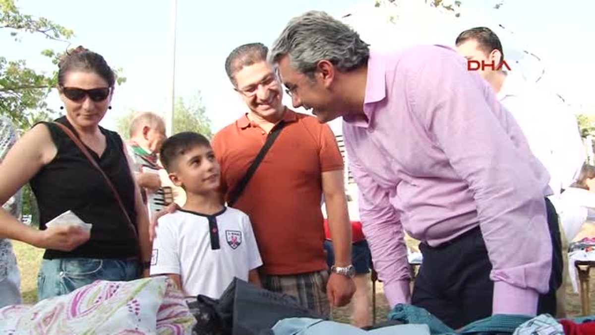 Karşıyaka Belediyesi \'Takas Pazarı\' Kurdu