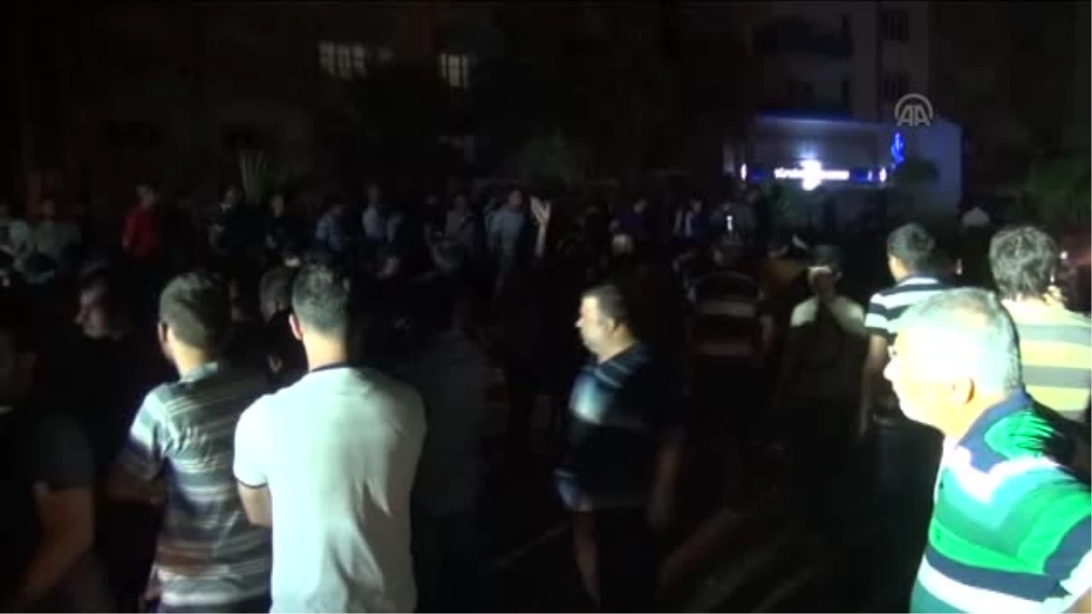 Kızıltepe\'de elektrik kesintilerini protesto eylemi -