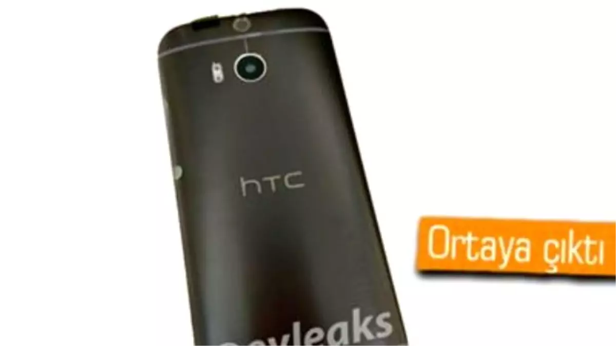 Siyah HTC One M8 Görüntülendi