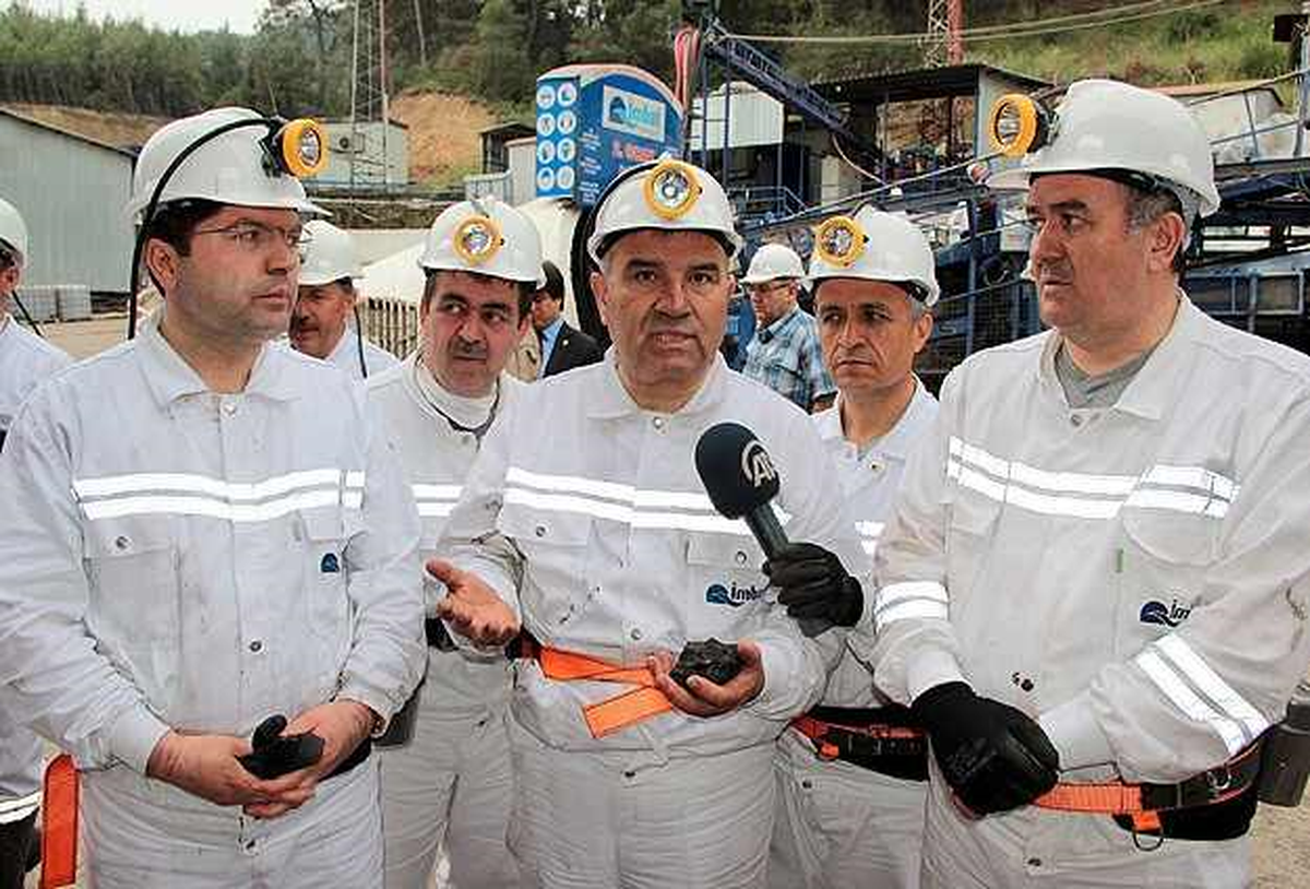 Soma Meclis Araştırma Komisyonu Zonguldak\'ta Maden Ocağına Girdi (3)