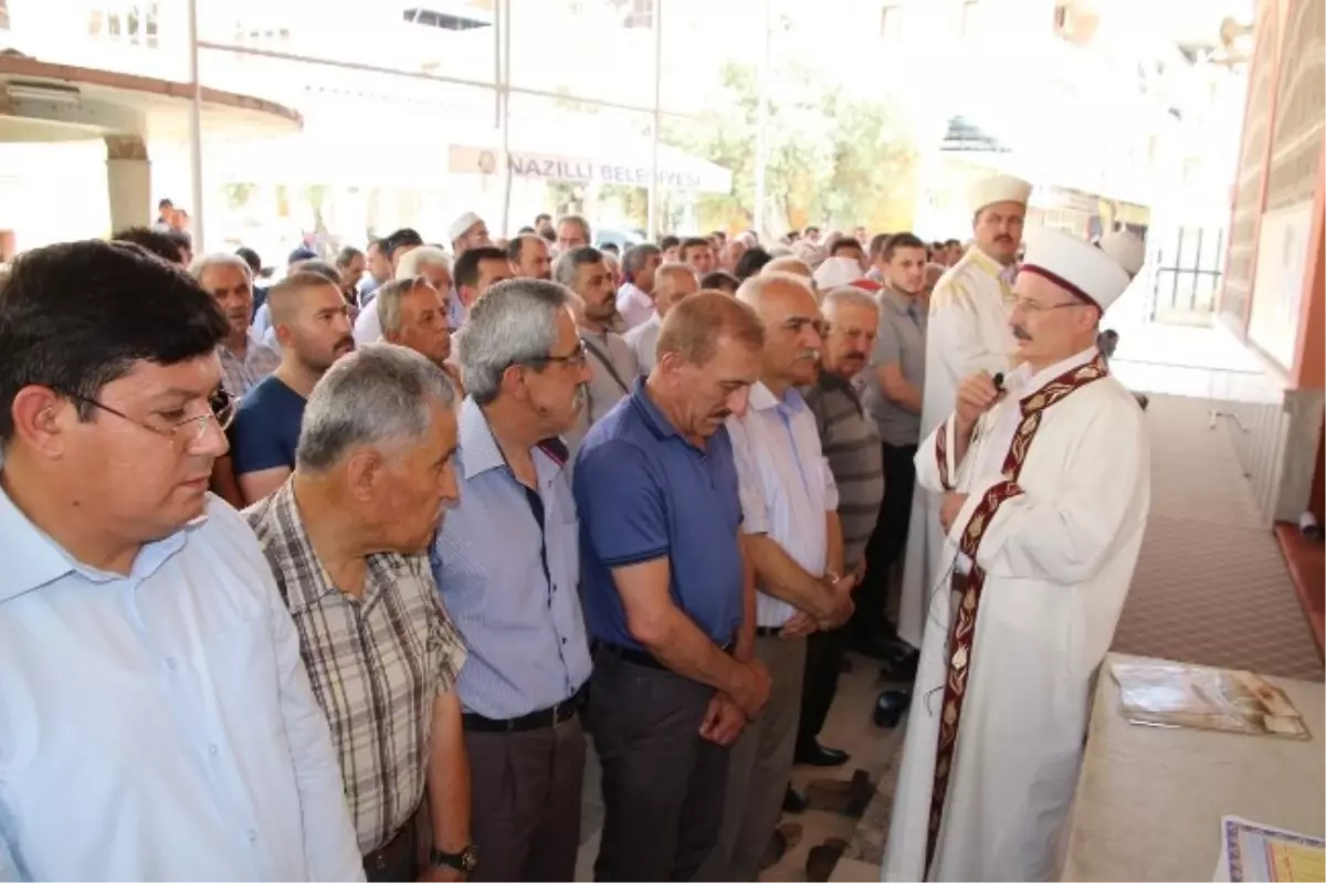 Türkmenler İçin Gıyabi Cenaze Namazı Kılındı