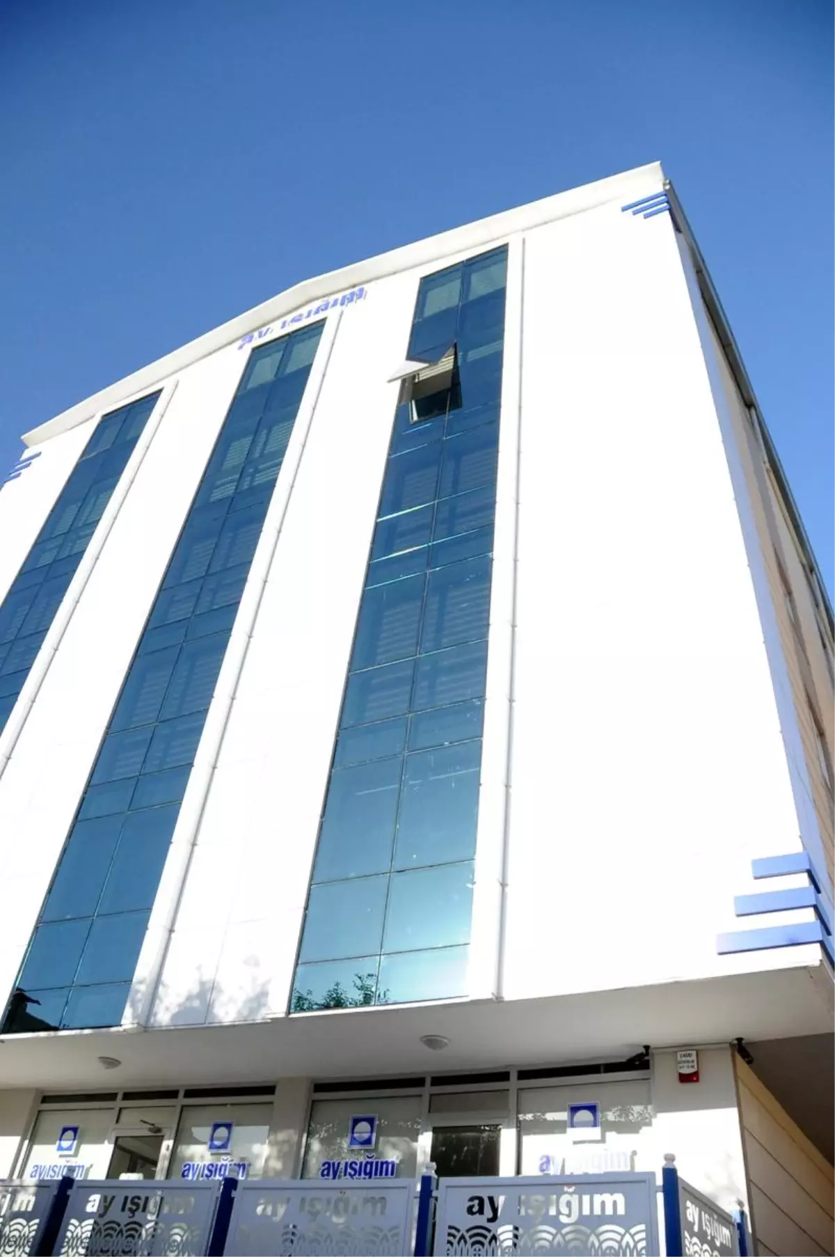 Yetim ve Öksüzler İhtiyaçlarını Beğenerek Alacak