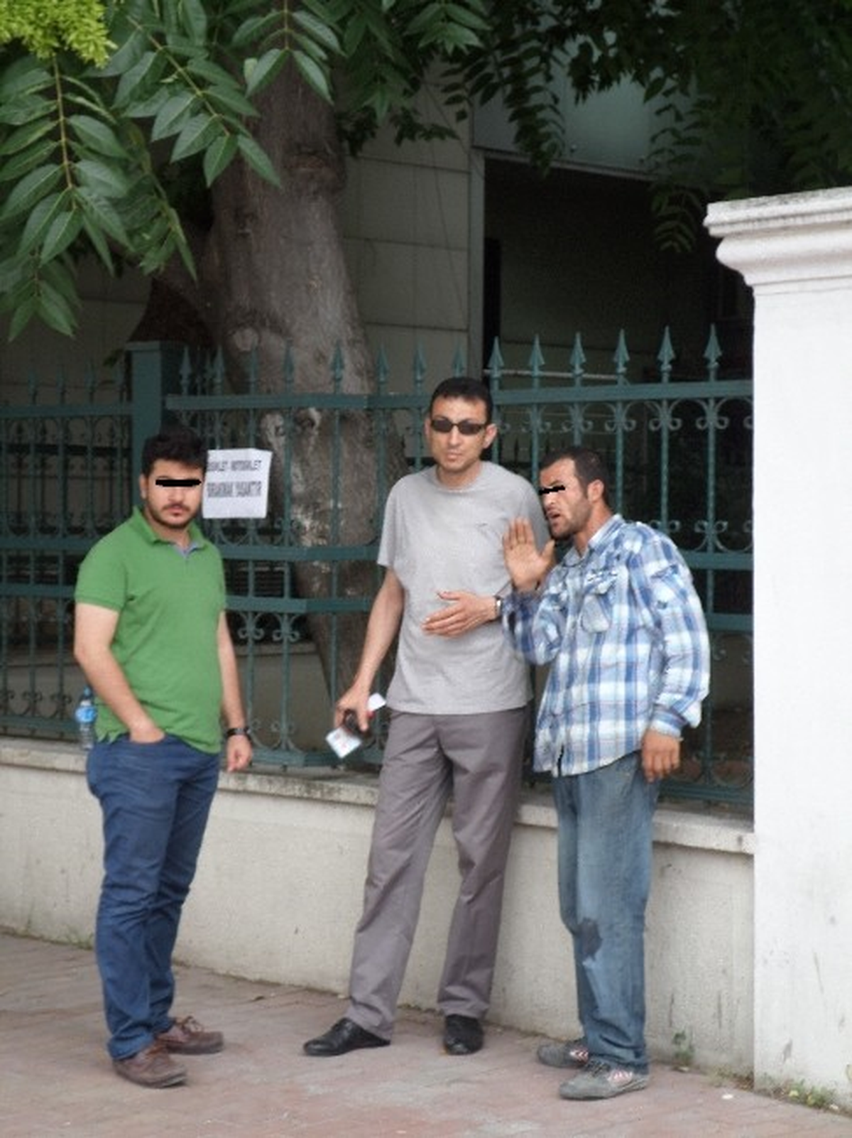 Açıklama Yapanlara Rahatsızlık Verince Polis Müdahale Etti
