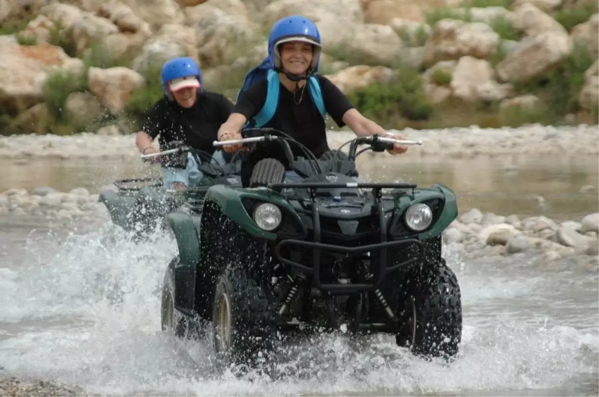 Adrenalin Tutkunlarının Yeni Gözdesi Quad Safari