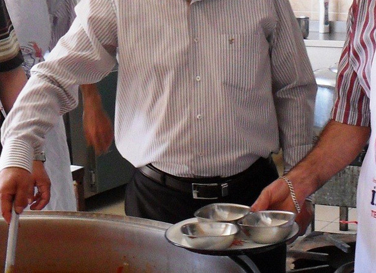 Bolu\'da, 2 Bin Kişiye Sıcak Yemek