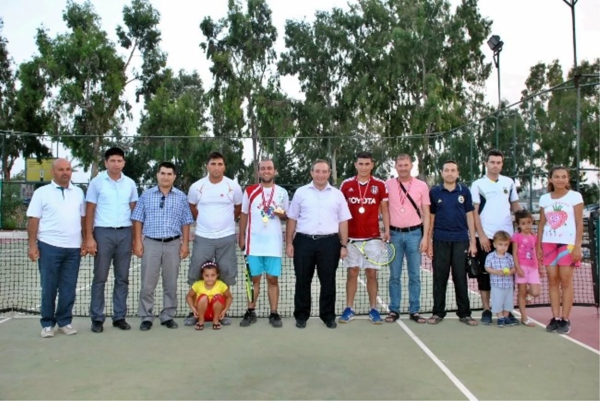 Demre\'de Geleneksel Açık Hava Tenis Turnuvası Sona Erdi