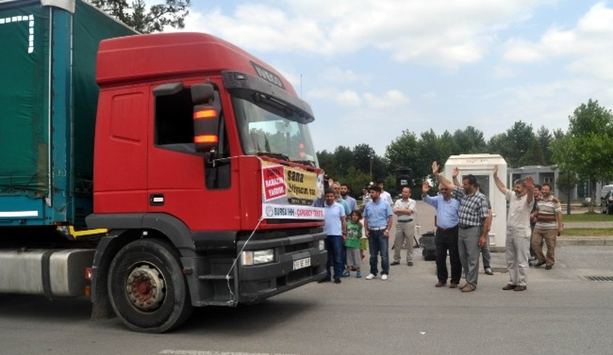 İHH\'dan Suriye\'ye Ramazan Yardımı