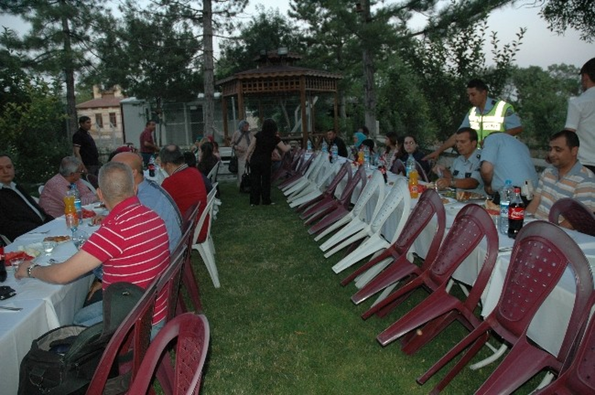 Karaman Polisinden Sürücülere İftar