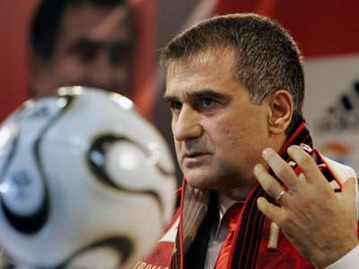 Şenol Güneş Bursaspor\'da Kolları Sıvadı