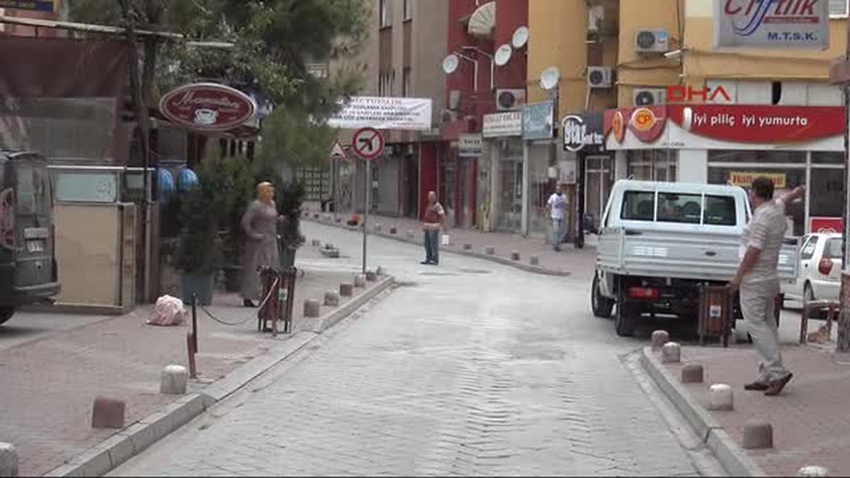 Şüpheli Çanta Patlatılmaya Hazırlanırken Sahibi Ortaya Çıktı