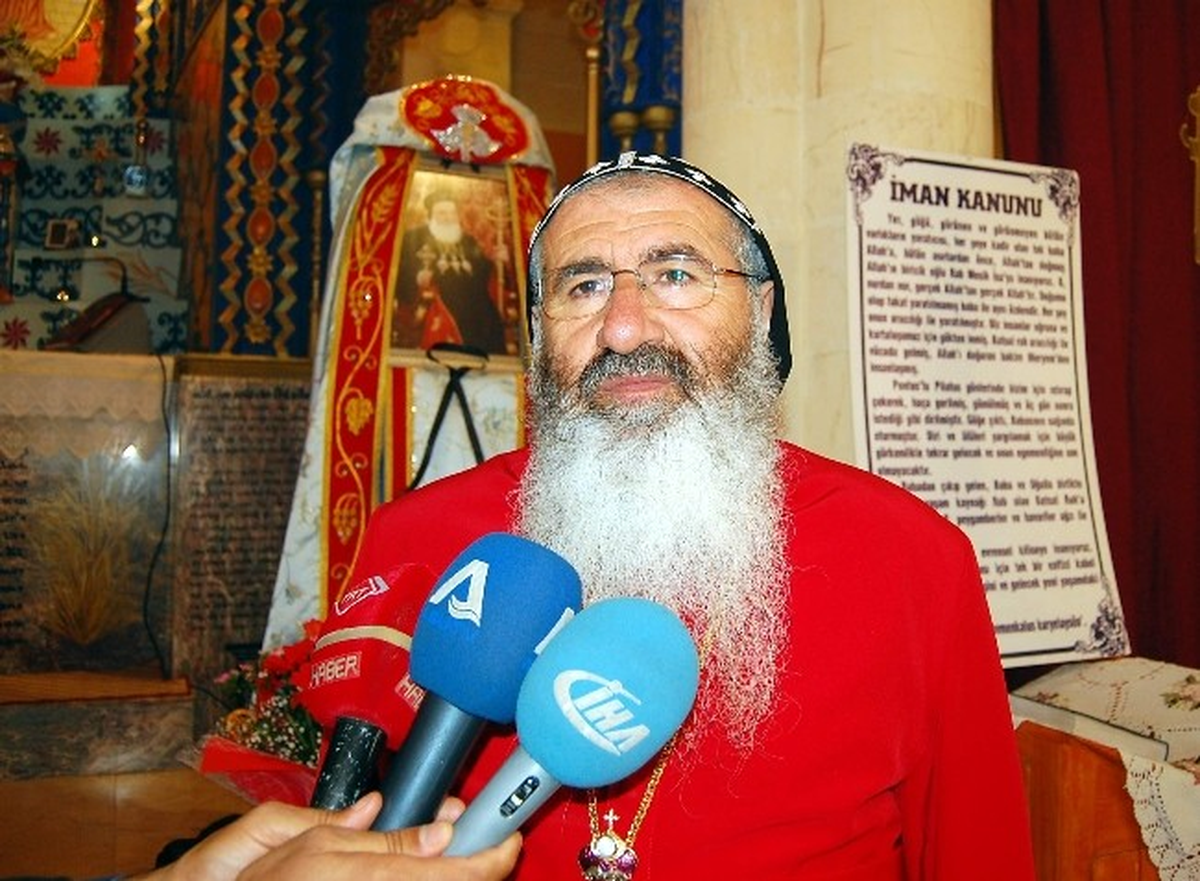 Süryaniler Mor Petrus Mor Pavlos Bayramını Kutluyor