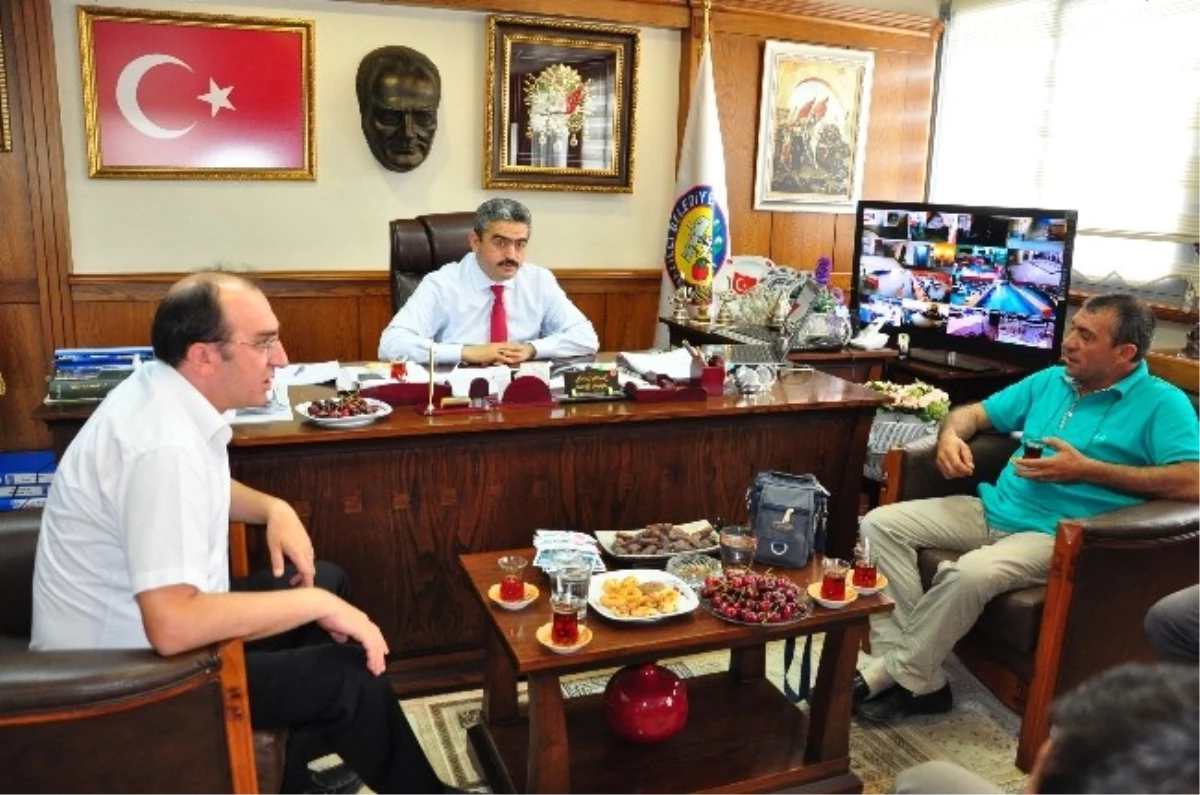 Türk Eğitim-Sen Başkanlarından Başkan Alıcık\'a Ziyaret