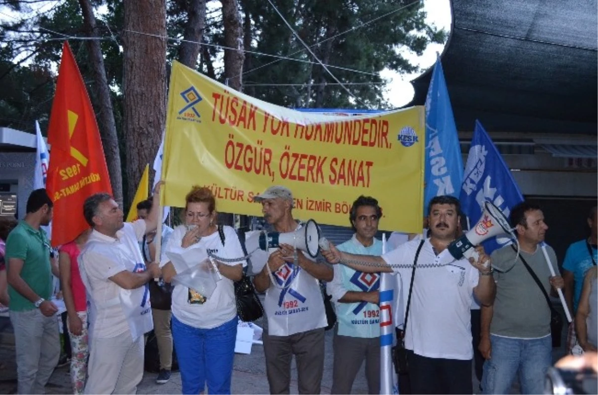 Tüsak Yasa Tasarısı Efes\'te Protesto Edildi