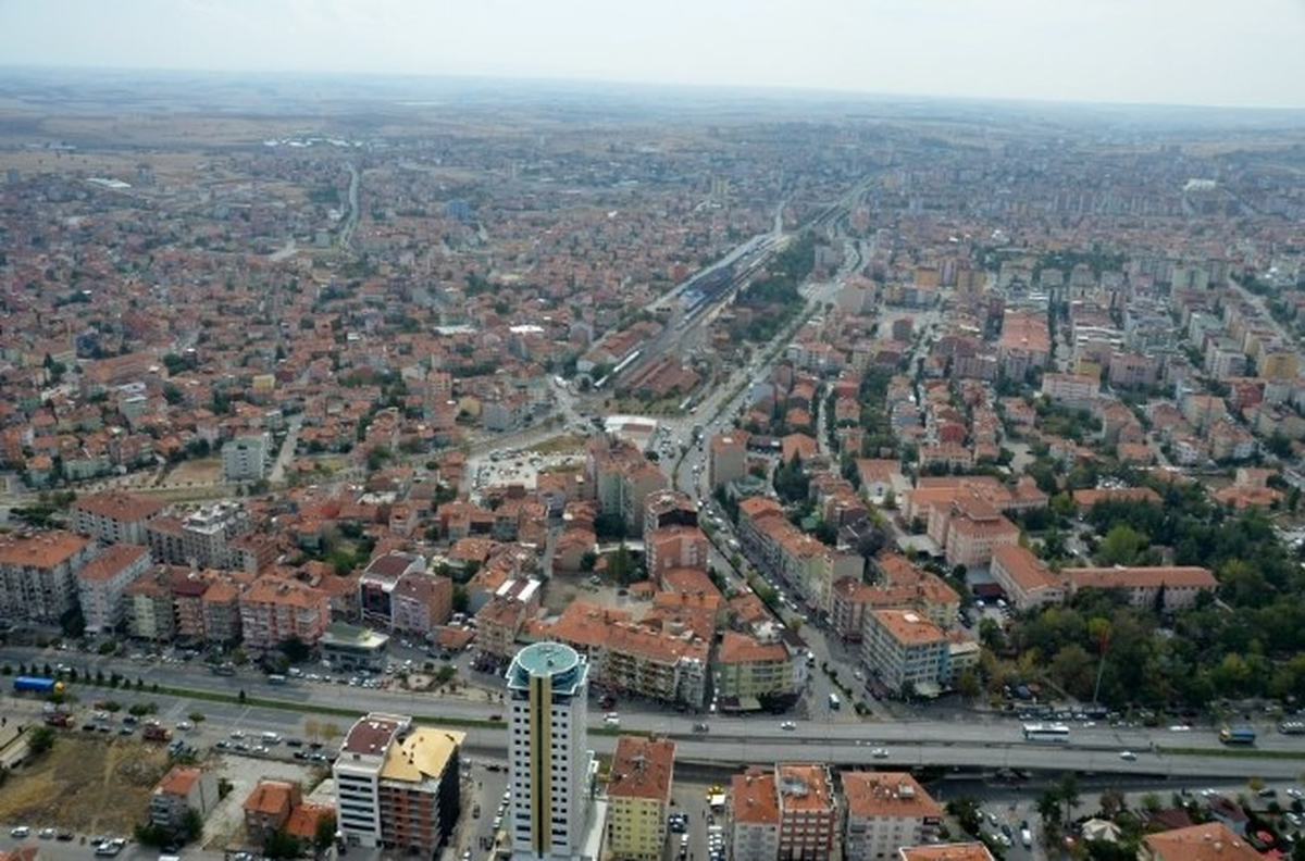 Uşak Çevre Yolunun Etrafı Tesis Cenneti Olacak