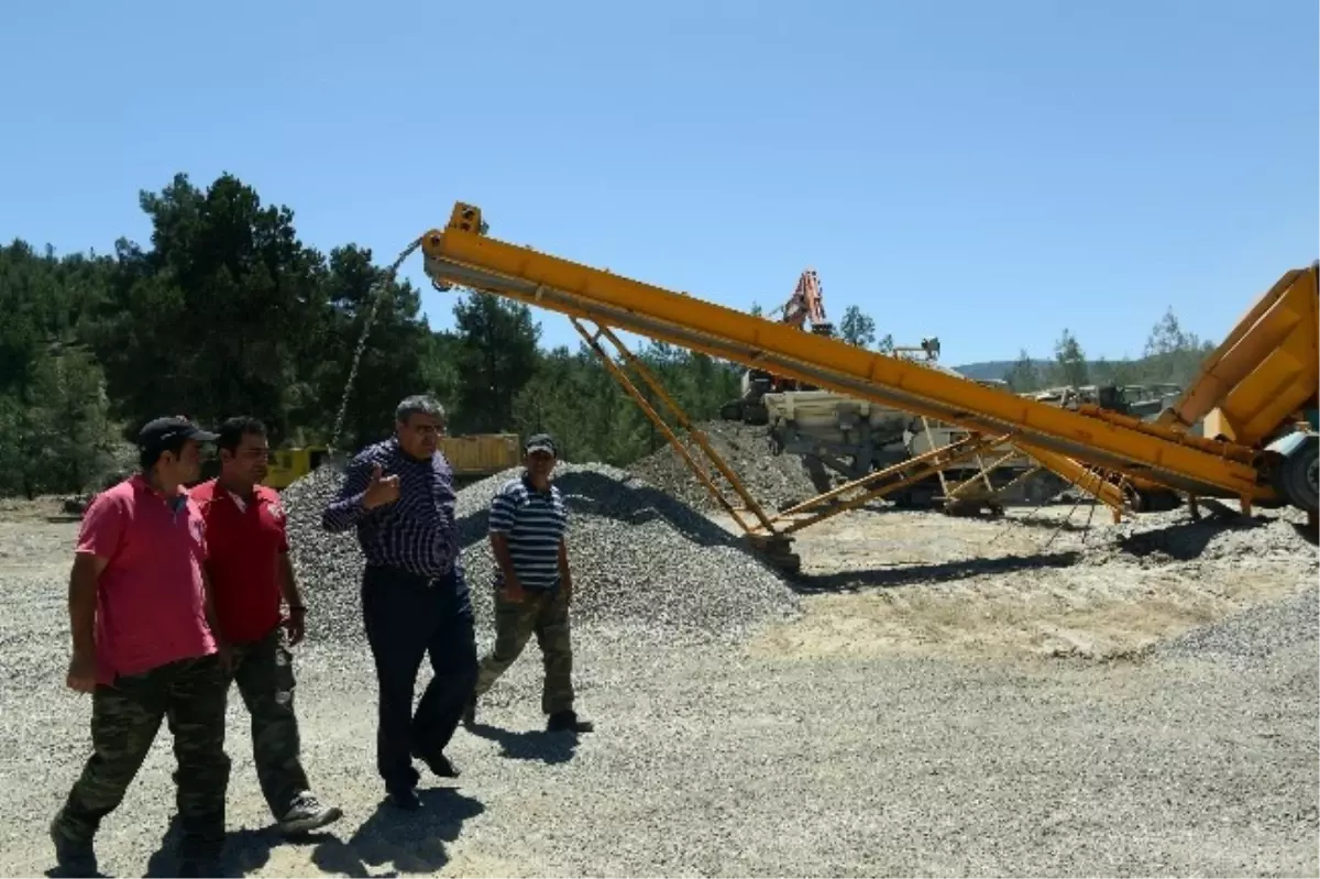 Antalya Büyükşehir Belediyesi\'nden Yayla Yollarına Asfalt