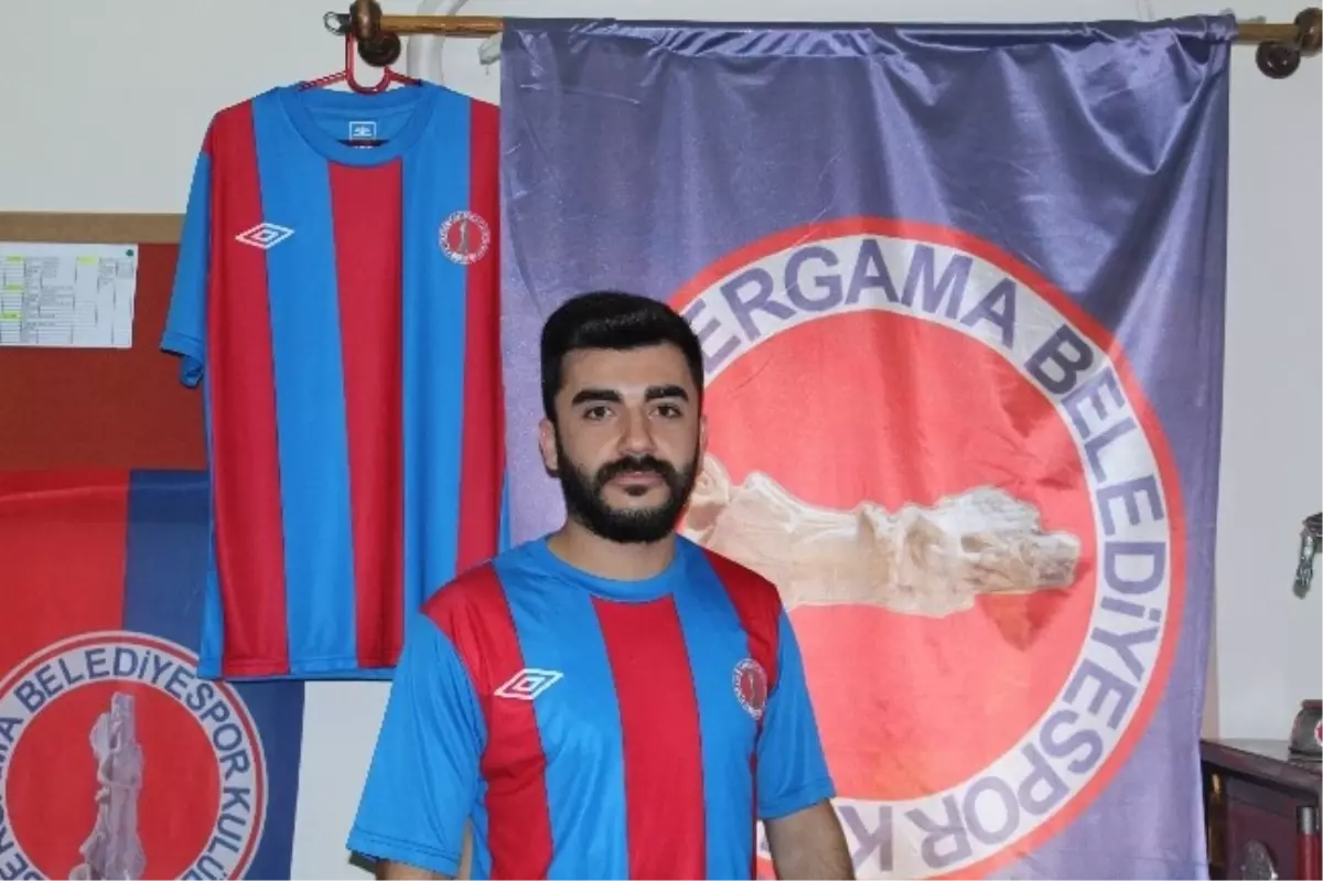 Bergama Belediyespor Mehmet Bozcan\'ı Transfer Etti