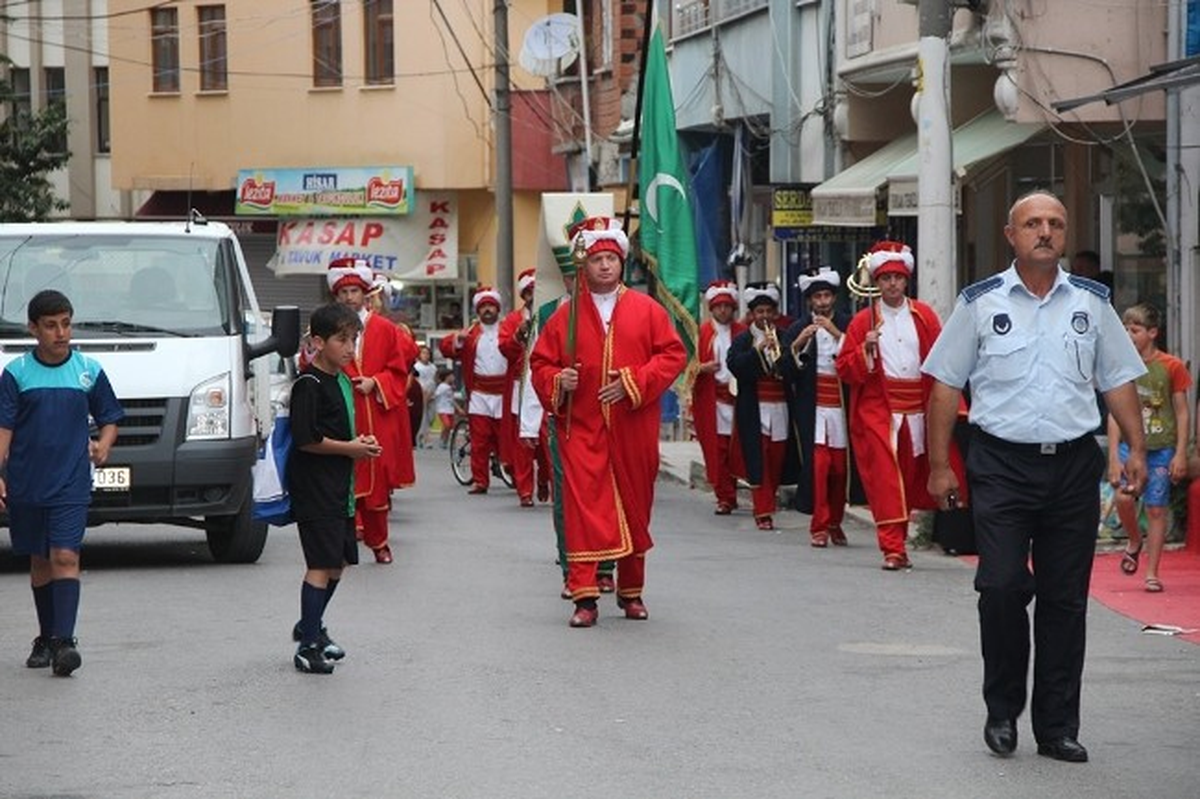 Büyükşehir\'in Mobil Sahnesi Yolculuğa Başladı
