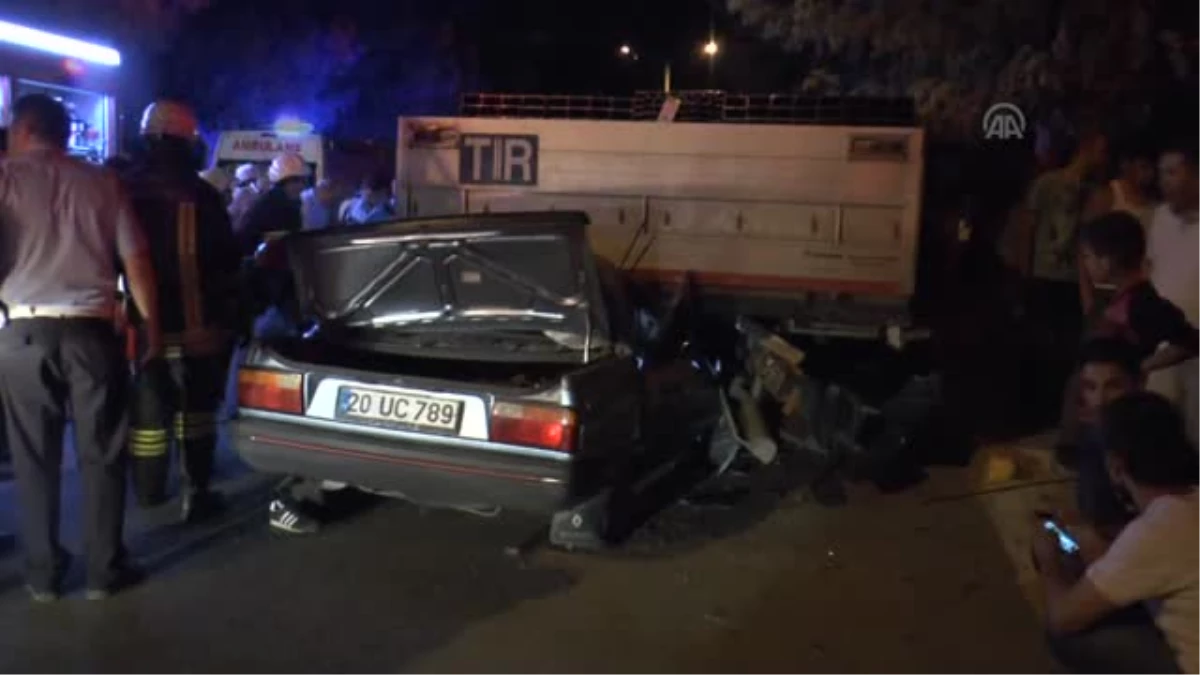 Denizli\'de trafik kazası: 2 ölü, 1 yaralı
