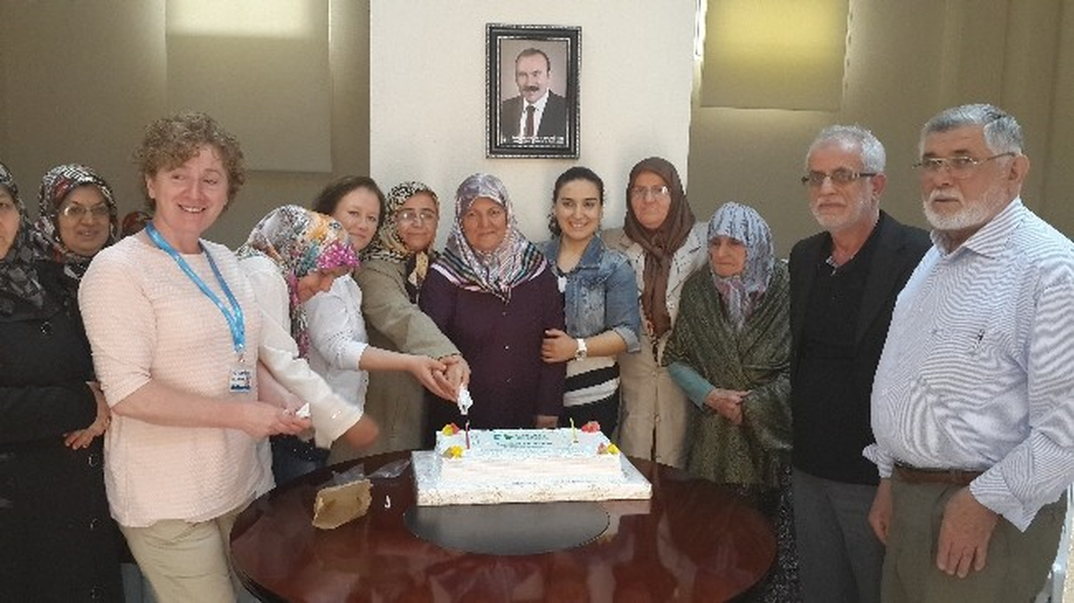 Emekli Evlerinde Yaş Günü Coşkusu