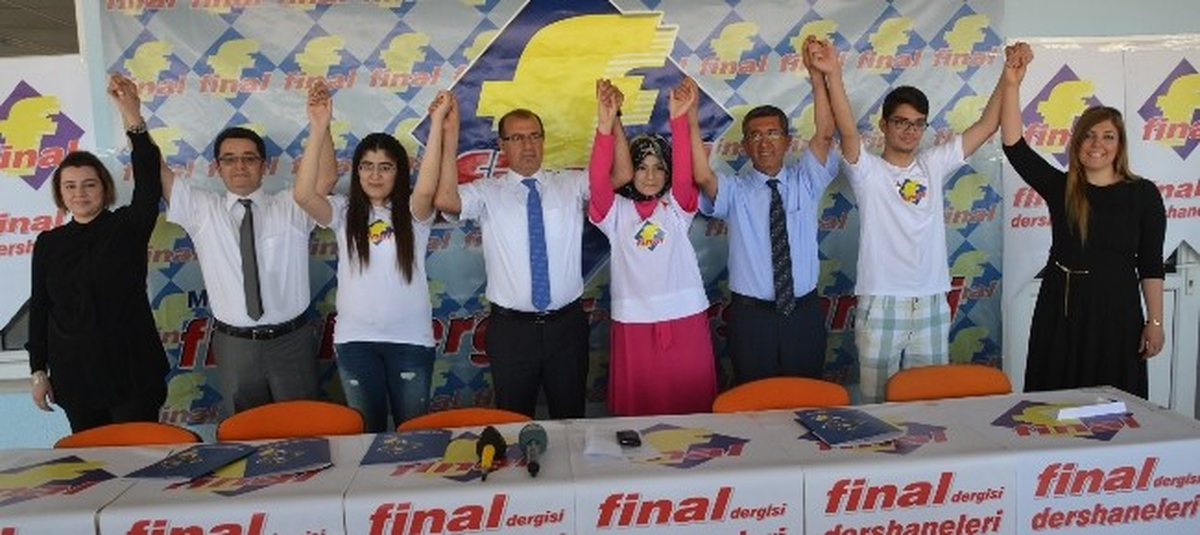 Lys\'de Dereceye Giren Öğrenciler Ödüllendirildi