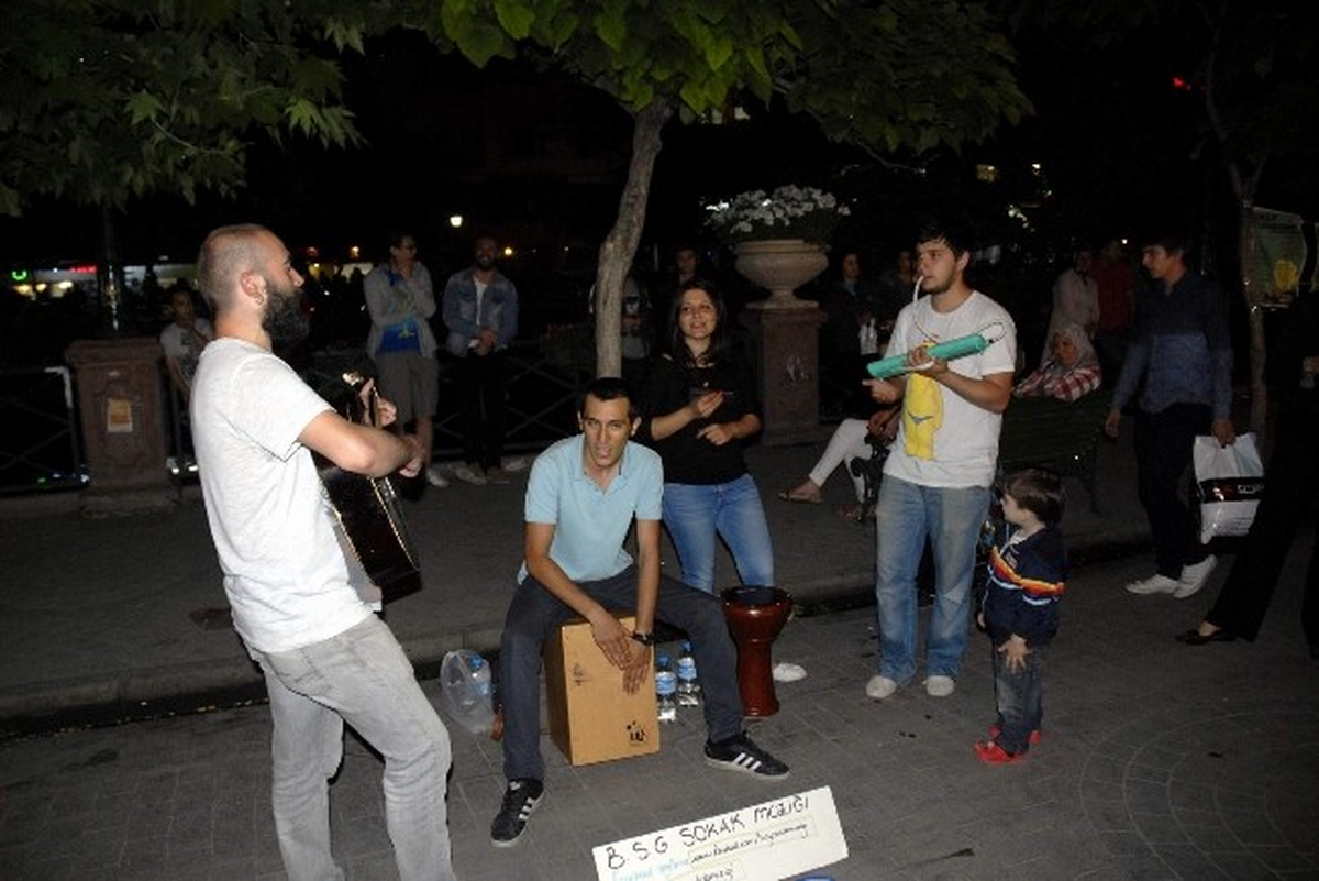 Porsuk Kenarında Müzik Ziyafeti