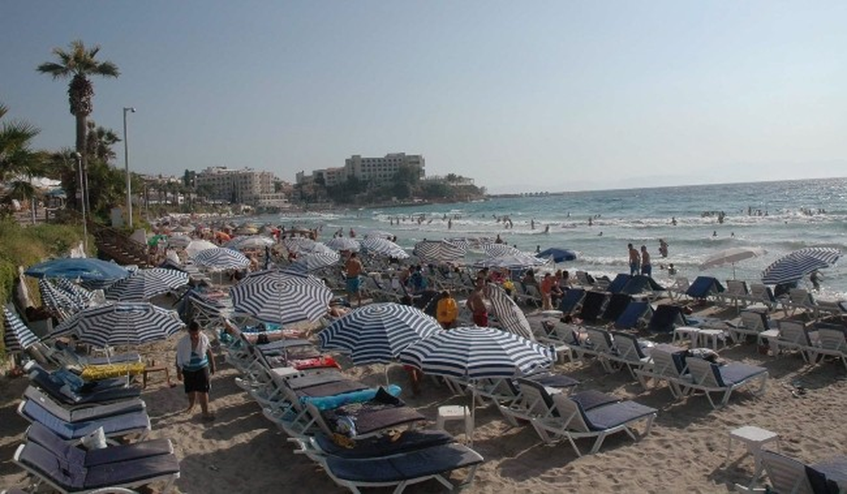 Ramazan Geldi, Plajlar Turistlere Kaldı