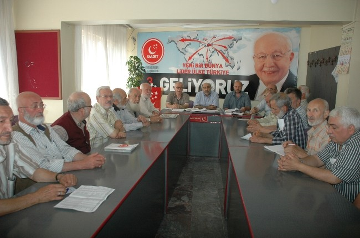 Saadet Partisi\'nden Pazar Toplantısı