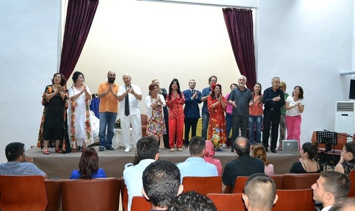 Tiyatro Sahnesi Cezaevine Taşındı