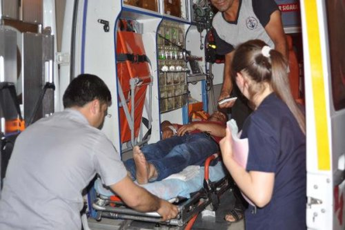Adıyaman\'da Bıçaklı Kavga: 2 Yaralı