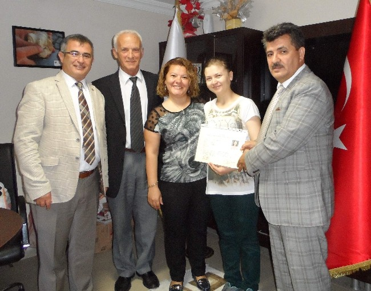 Başarılı Öğrencilere Kalfalık ve Ustalık Belgesi