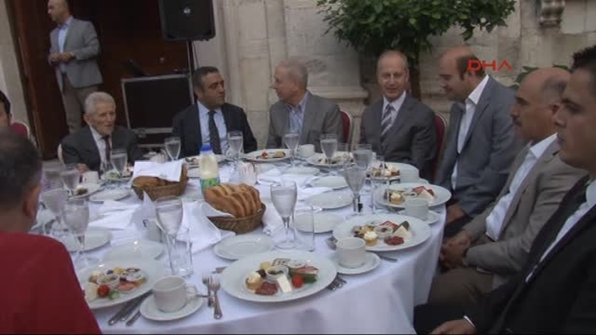 Bıçaklı Saldırıya Fatih\'in Fermanı ile Cevap Verdiler