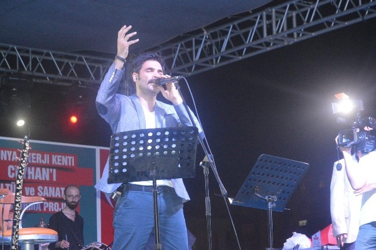 Ceyhan\'da Uğur Işılak Rüzgarı Esti