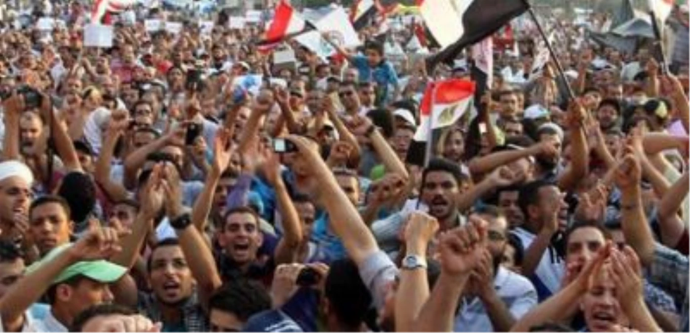 Mısır\'da "Darbenin Gerekçesi 30 Haziran Cephesi" Bölünüyor