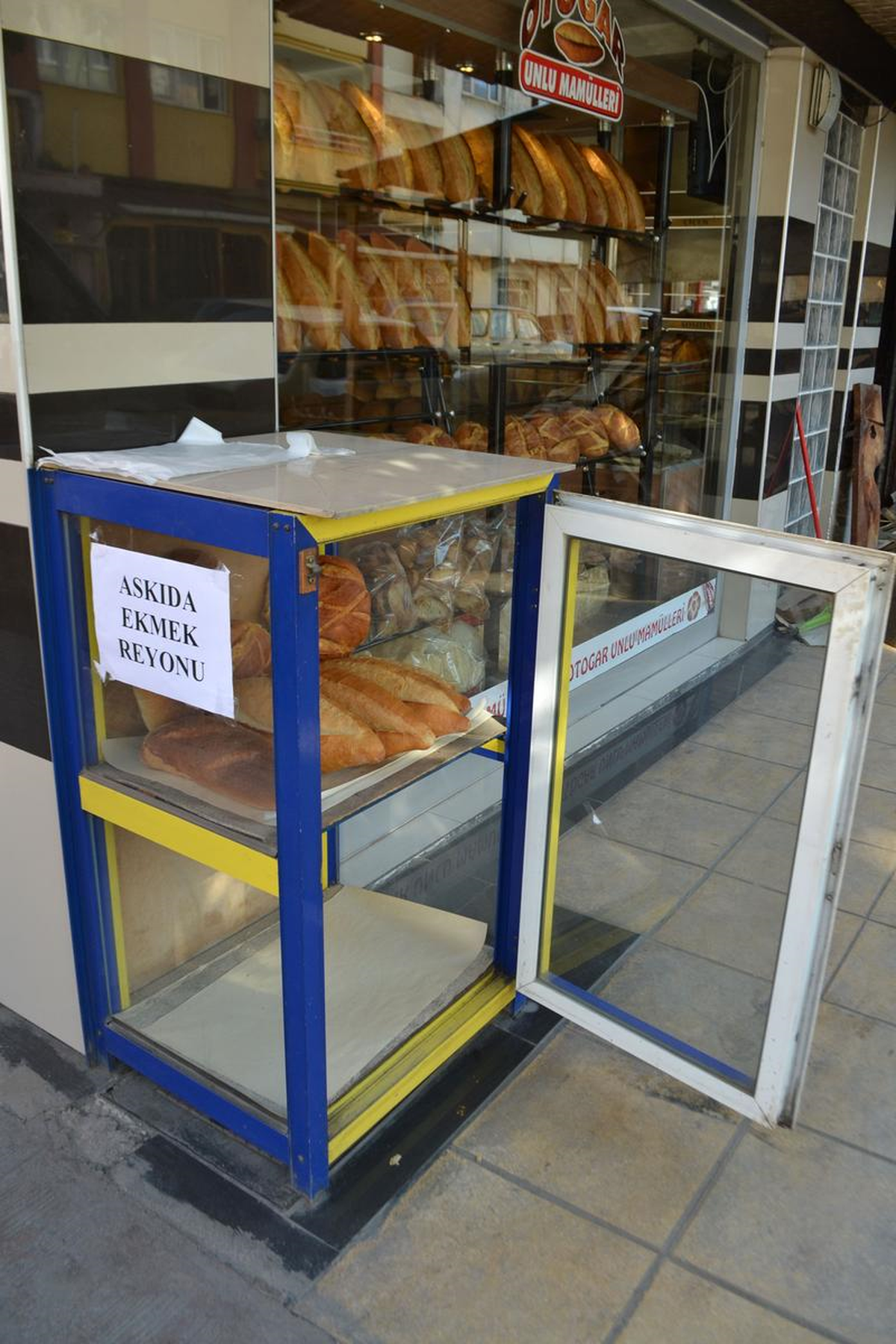 Ordu\'da \'Askıda Ekmek\' Uygulaması
