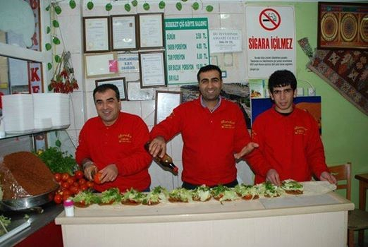 Uzunköprü\'de Ramazanda Çiğ Köfteye Rağbet Arttı