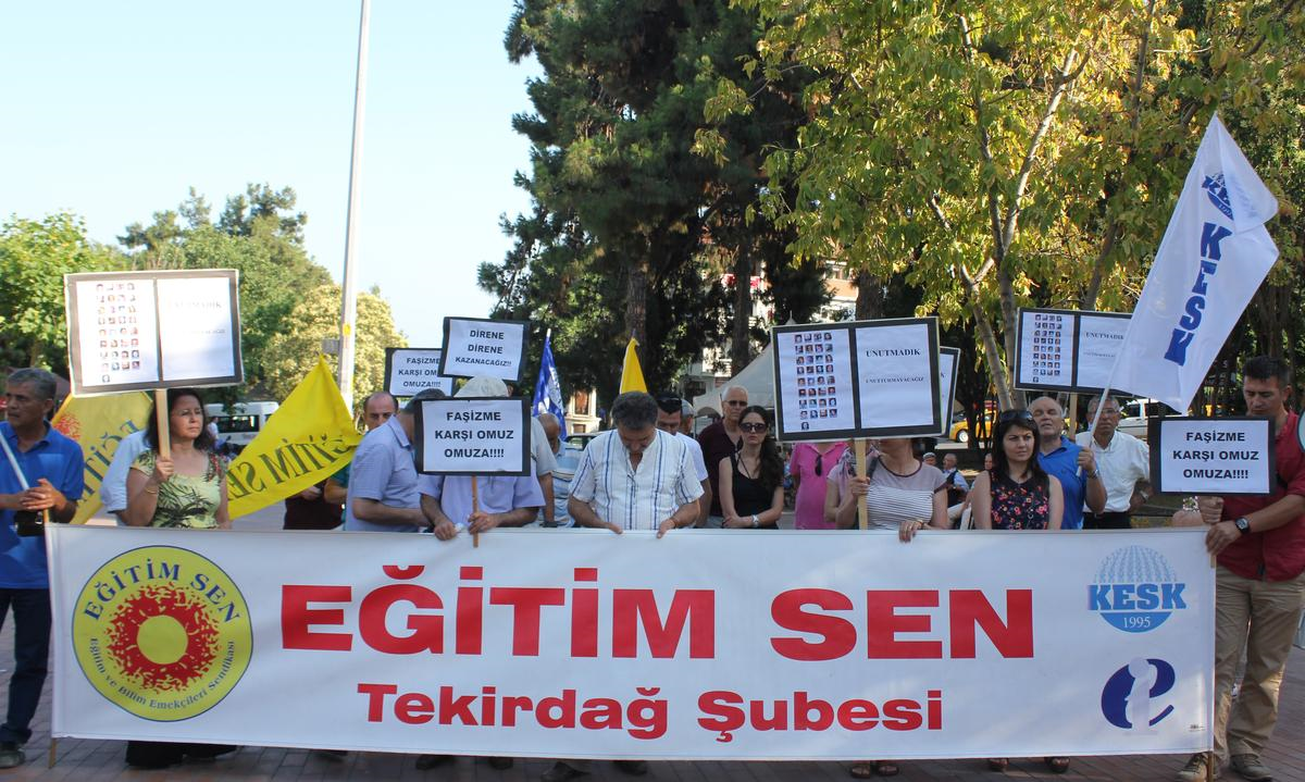Sivas Madımak Oteli\'nde Yaşananlar Protesto Edildi