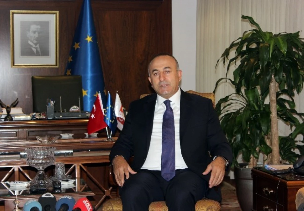 AB Bakanı Çavuşoğlu, Kuzey Kıbrıs Ticaret Odası Başkanı Toros\'u Kabul Etti