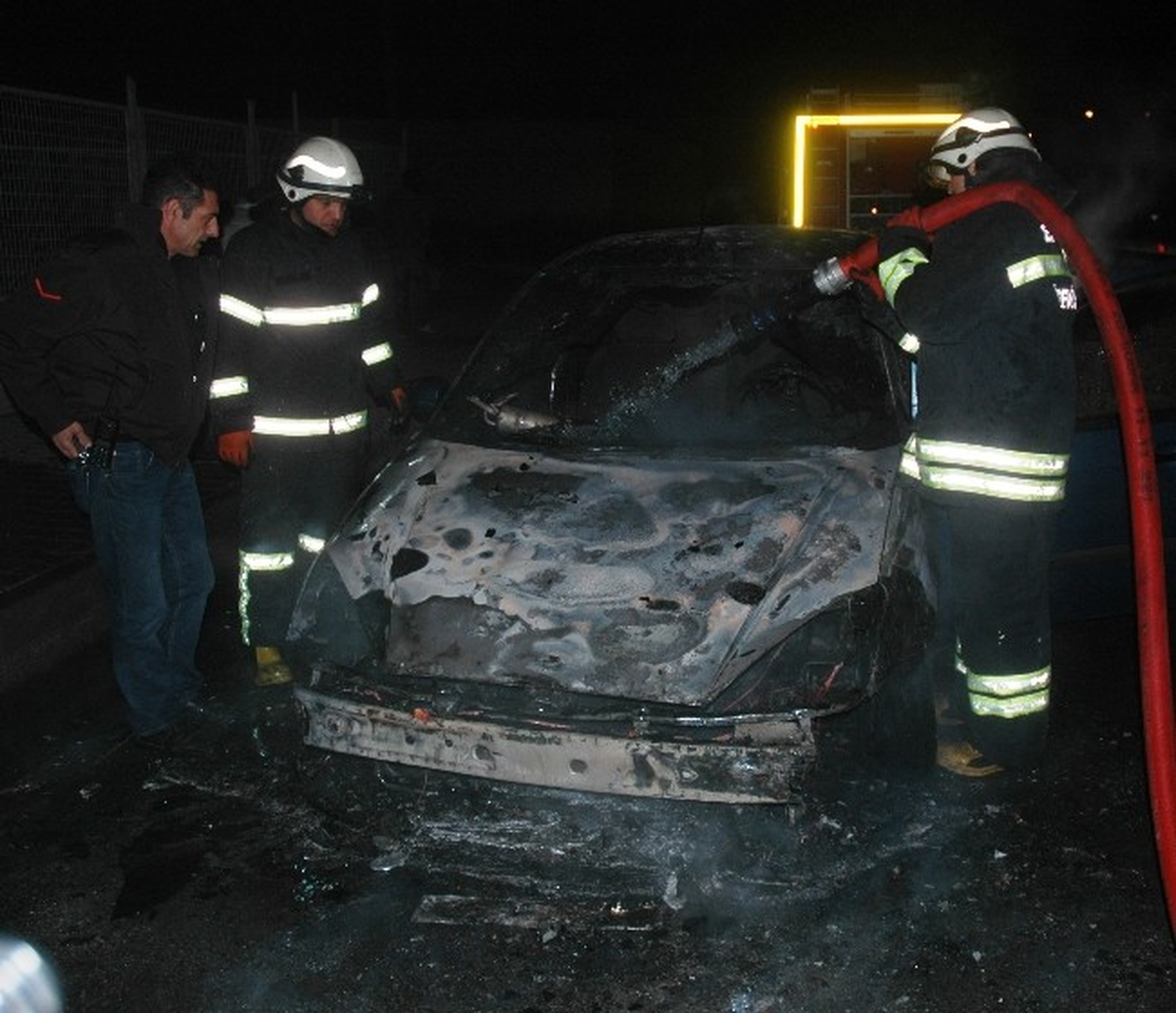 Eskişehir\'de Otomobil Yangını