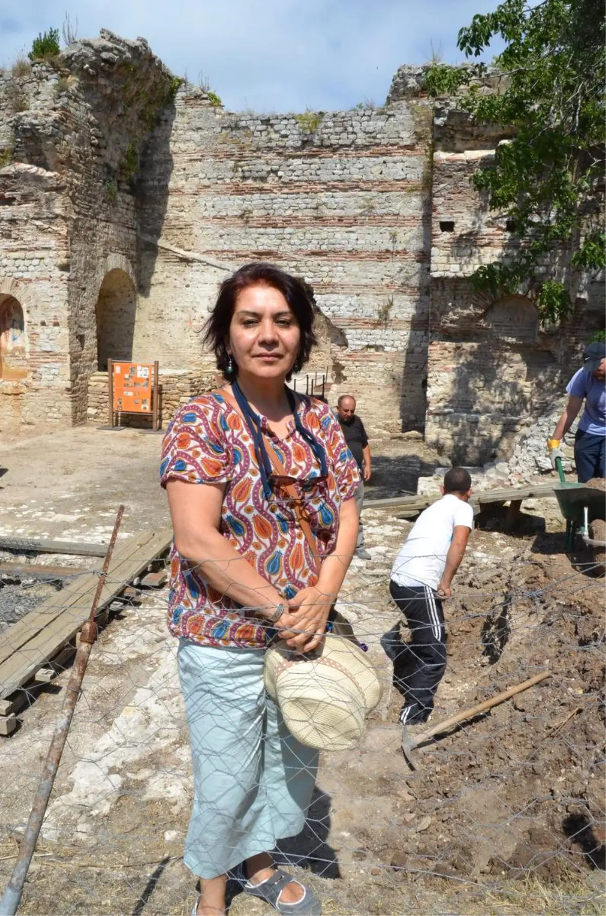 Balatlar Kilisesi'nde Kazı Çalışmaları Başladı