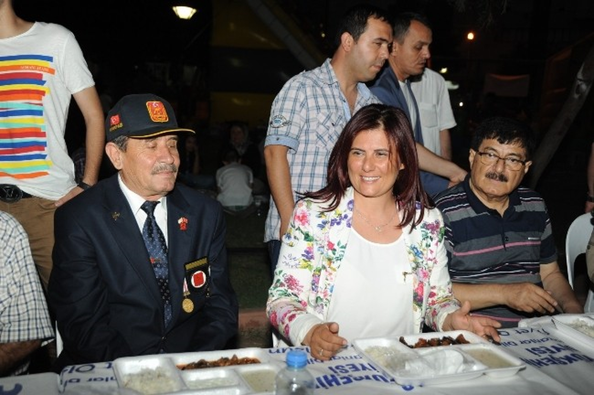 Başkan Çerçioğlu Nazilli\'de İftara Katıldı