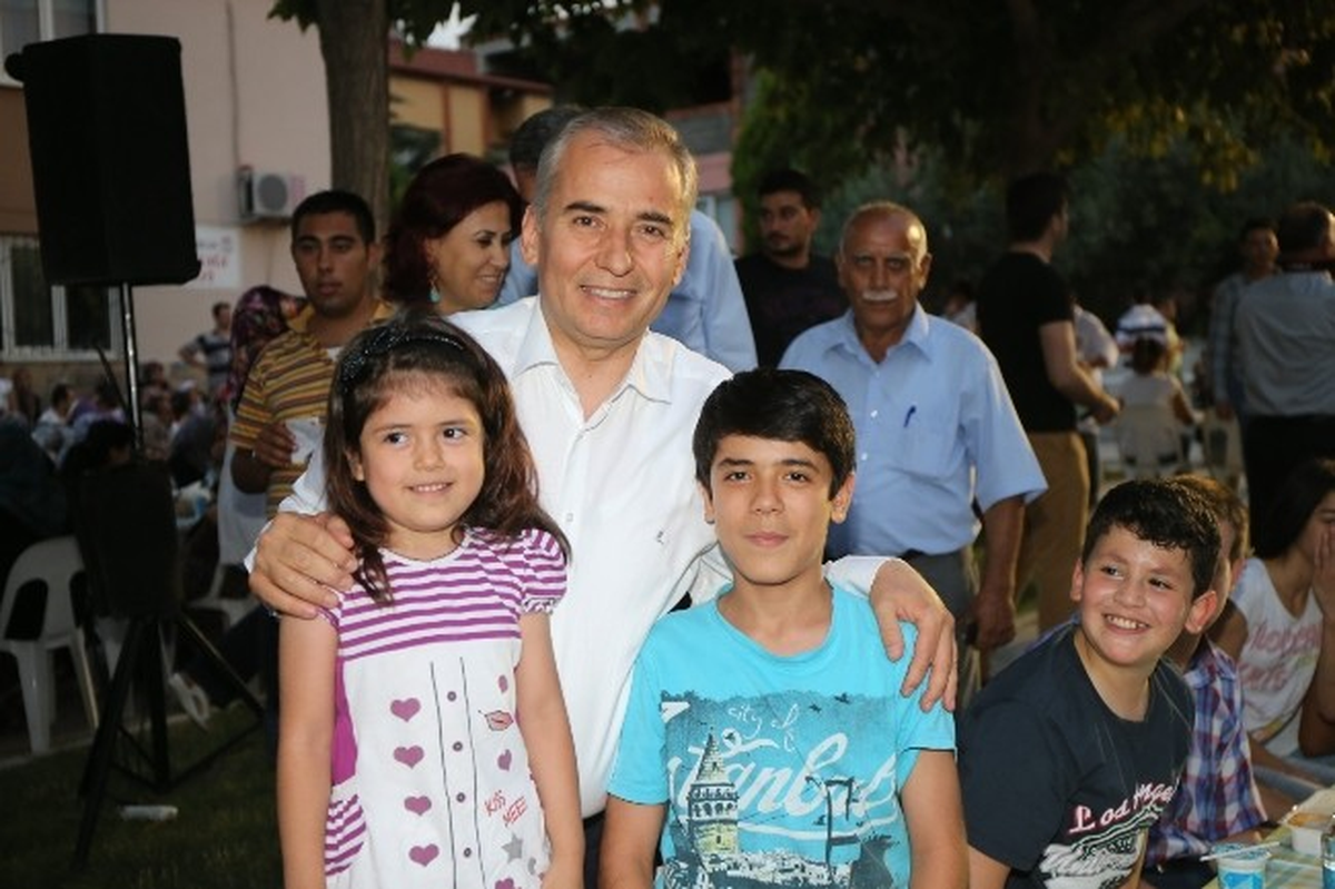Başkan Zolan, Akkonak\'ta Vatandaşlarla İftar Yaptı