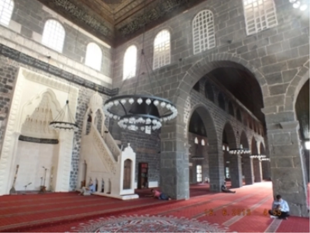 Diyarbakır\'ın İslami Değerleri Dünyaya Tanıtılıyor