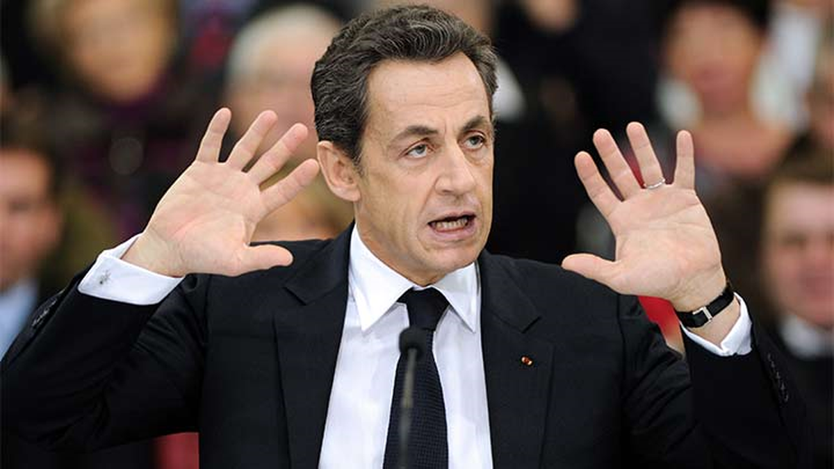 Eski Fransa Cumhurbaşkanı Sarkozy Gözaltına Alındı