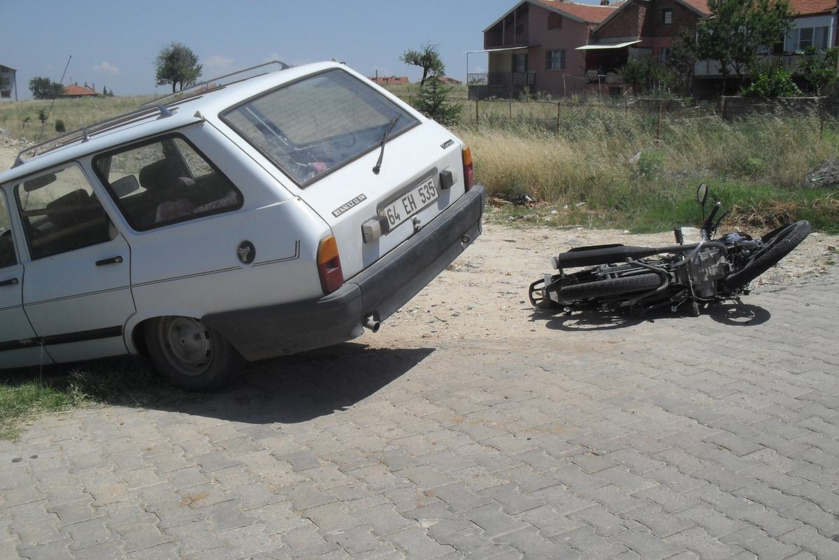 Eşme\'de Trafik Kazası: 1 Yaralı