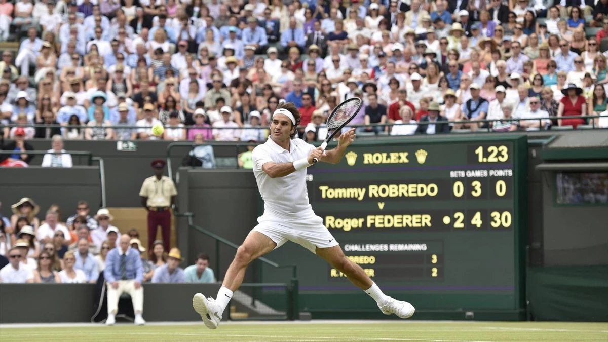 Federer, Wimbledon\'da Çeyrek Finale Yükseldi